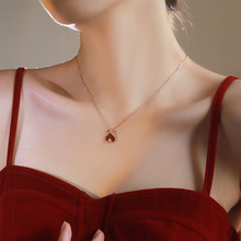 新品爱心喜花萌龙本命年项链女轻奢生肖吊坠劲链饰品直播货源批发