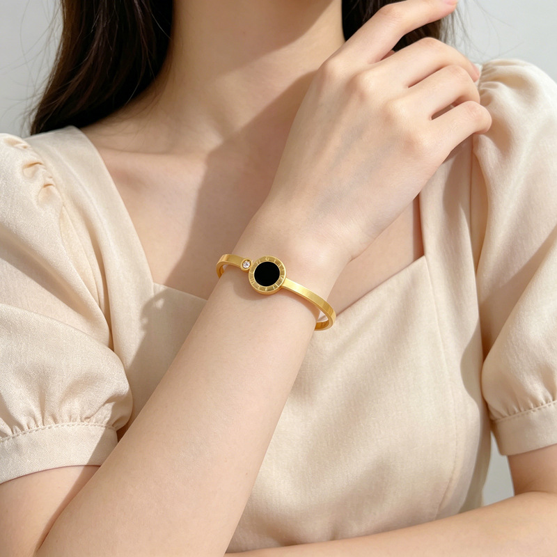 Minimalist Roman Zircon Titanium Bangle For Women And Men_voghion.com