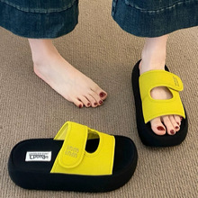 ����ħ�g�N�����ЬŮ�ļ��⴩2025�¿�һ�֛���ЬС�������ߛ�Ь