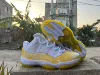 AJ11, низкий, белый/жёлтый/змеиный принт