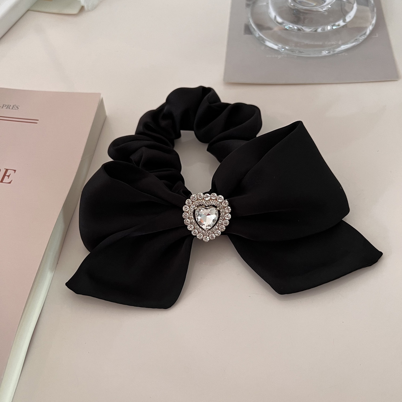 Daily Occasion satin Material Bow Knot Pattern Simple Style Bow Knot Satin Inlay Rhinestones Hair Tie