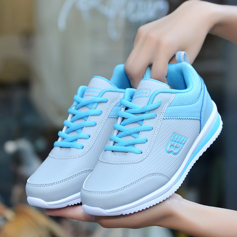 Zapatos de mujer de marca, zapatos deportivos, otoño e invierno, nuevos zapatos casuales planos ligeros de todo fósforo, zapatos de viaje de cuero impermeables para mujer