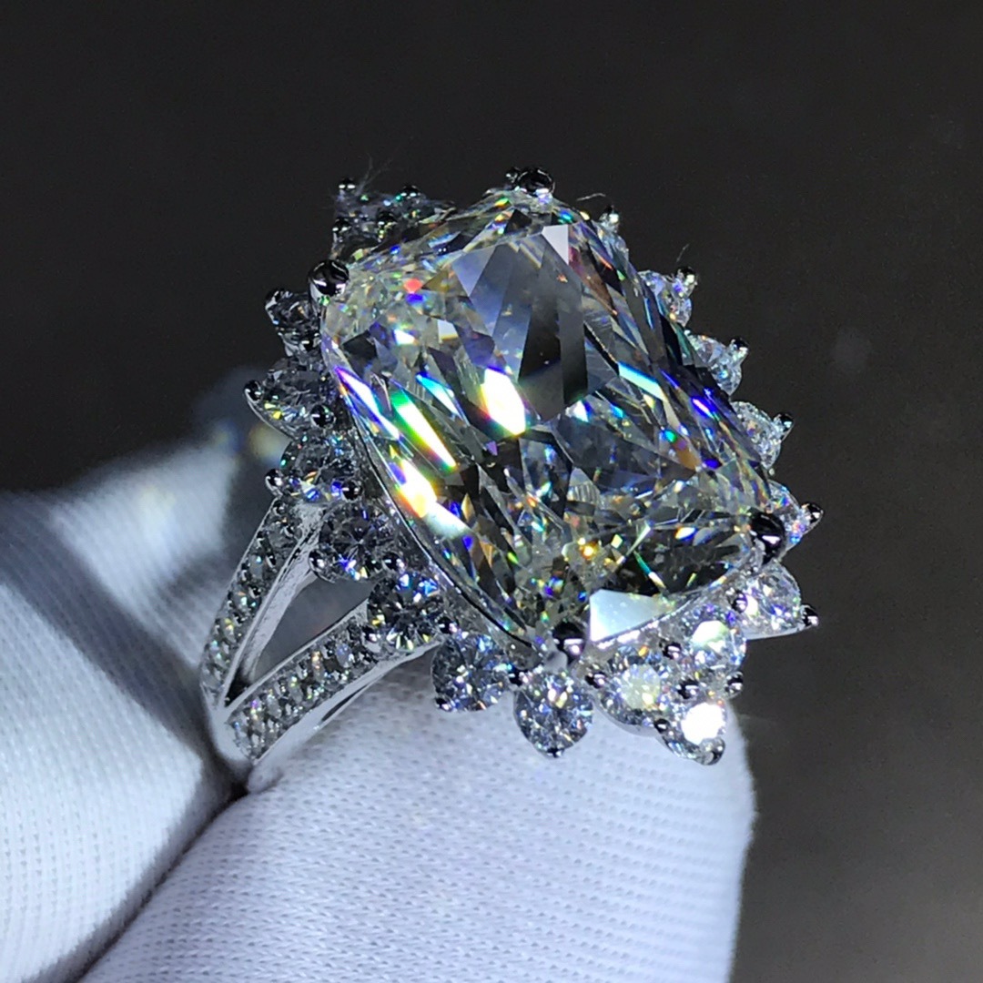 6 quilates VVS grado D color 3EX con incrustaciones importadas en forma de almohada de alto carbono anillo de diamantes de plata esterlina electrochapado joyería de cinco capas