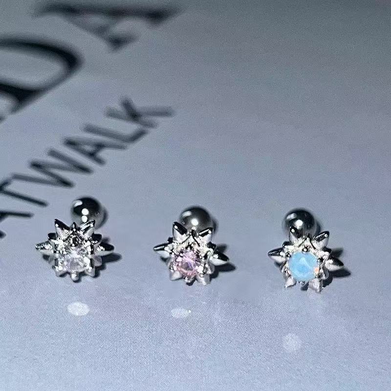 Ear cuff a stella a sei punte con zirconi eleganti da donna_voghion.com