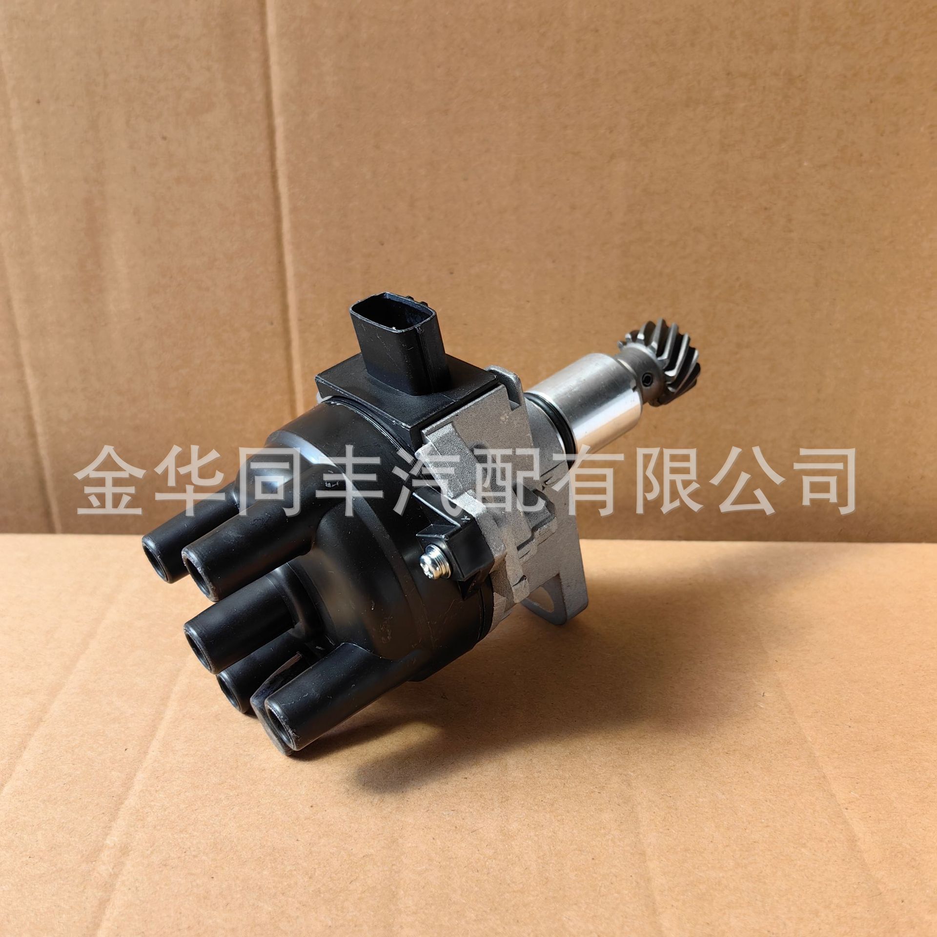 Cross-Border Hot-Selling Distributor and Ignition Distributor Suitable for Geo Tracker 1.6l33100-56b11 *