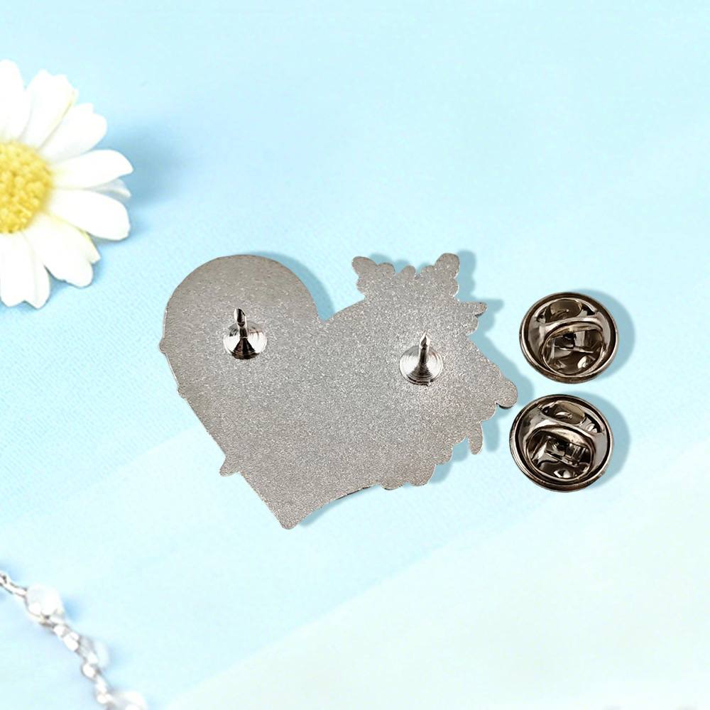 Love Everything Brooch Flower Heart-Shaped Pink Badge Faith Blessing Metal Pin Fashion Collar Jewelry Backpack Accessories