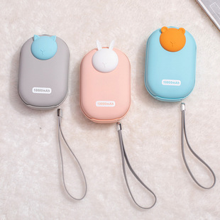 Q pet hand warmer charging cute pet creative two-in-one mini portable hand warmer mobile power supply warm treasure
