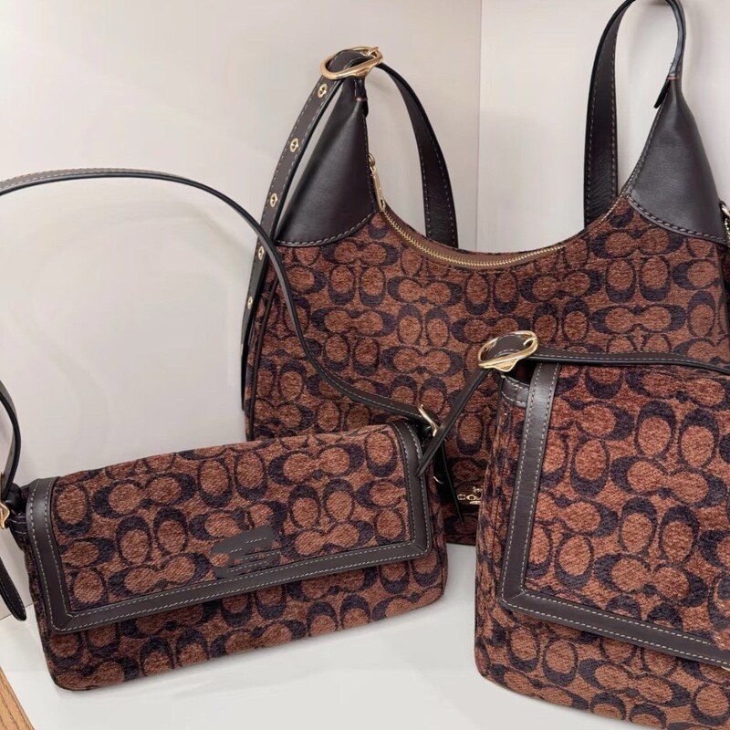 Koujia's New October Product, Olita Flip Shoulder Bag, Satchel Work Clothing Diagonal Fashion Versatile Armpit Bag