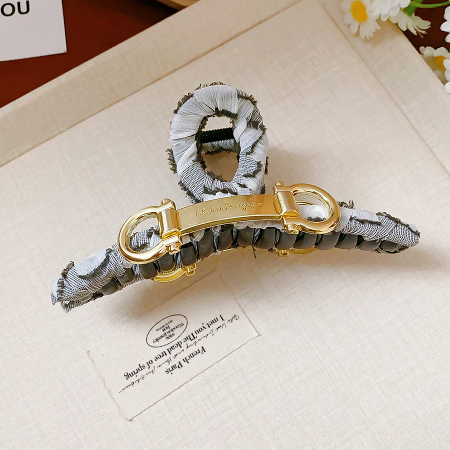 82#Gripper-gold-grey