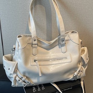Korean Style Yuozi Fashion Bag for Women 2025 Spring and Summer New Rivet Motorcycle Style Large Capacity Crossbody Shoulder Tote Bag