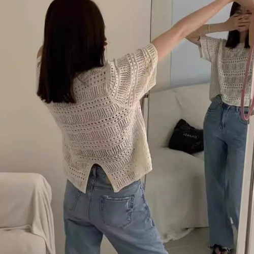 Crochet Hollowed-Out Short-Sleeve Women's Summer Design-Driven Niche Top: Lightweight, Solid-Color Knitted Blouse—A Trendy Choice