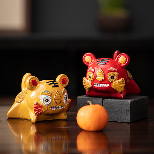 OD59 Wholesale Cute little tiger tea pet that changes color when exposed to hot water, New Year gift for the Year of the Tiger, tea ceremony zero