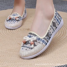 夏季老北京布鞋女网鞋透气网面妈妈鞋平底镂空中老年人奶奶鞋软底