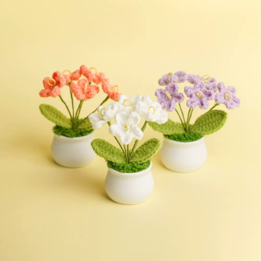 跨境批发成品纯手工钩织盆栽家居摆件毛线创意礼品勿忘我绣球花