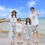 新款四口旅游海边亲子装