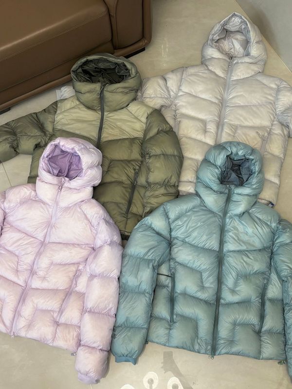 许开心羽绒服5000gt太阳石同款天池蓝玉雪粉色情侣款连帽羽绒服|undefined