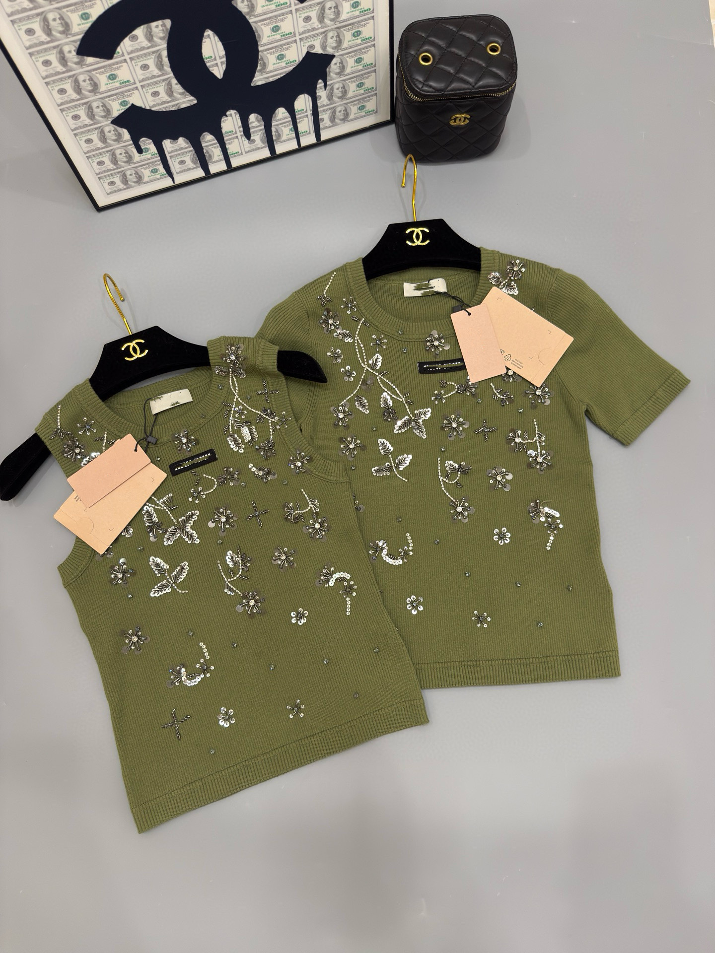 High-End Women's Fashion Miu 2025 New Collection Heavily Embellished Floral Beaded Vest ➕ Short-Sleeved Series