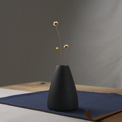 Minimalist Modern Living Room Vase Office Desk Ceramic Ornament Black Creative Home Garden Decor Soft Furnishing