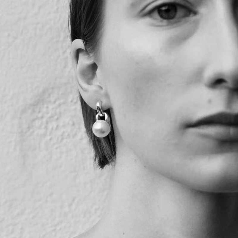 16g Weight 925 Sterling Silver Ear Needle Material Pearl Inlay Material Ear Cuffs, Ear Studs Classification 1 Pair Quantity Banquet, Daily, Date Occasion Copper Material Geometric Pattern All Seasons Season Women's Gender Plating, Inlay Design Elegant Style 1 Pair Elegant Geometric Plating Inlay Copper Pearl Ear Cuffs Ear Studs 2
