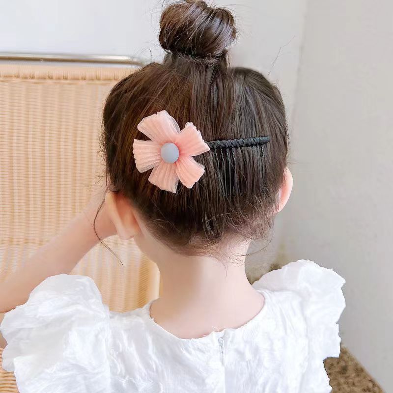 Hair clip for girls, back of the head, backcombing hair, beautiful flowers, hair comb, trendy bangs, hair styling tool