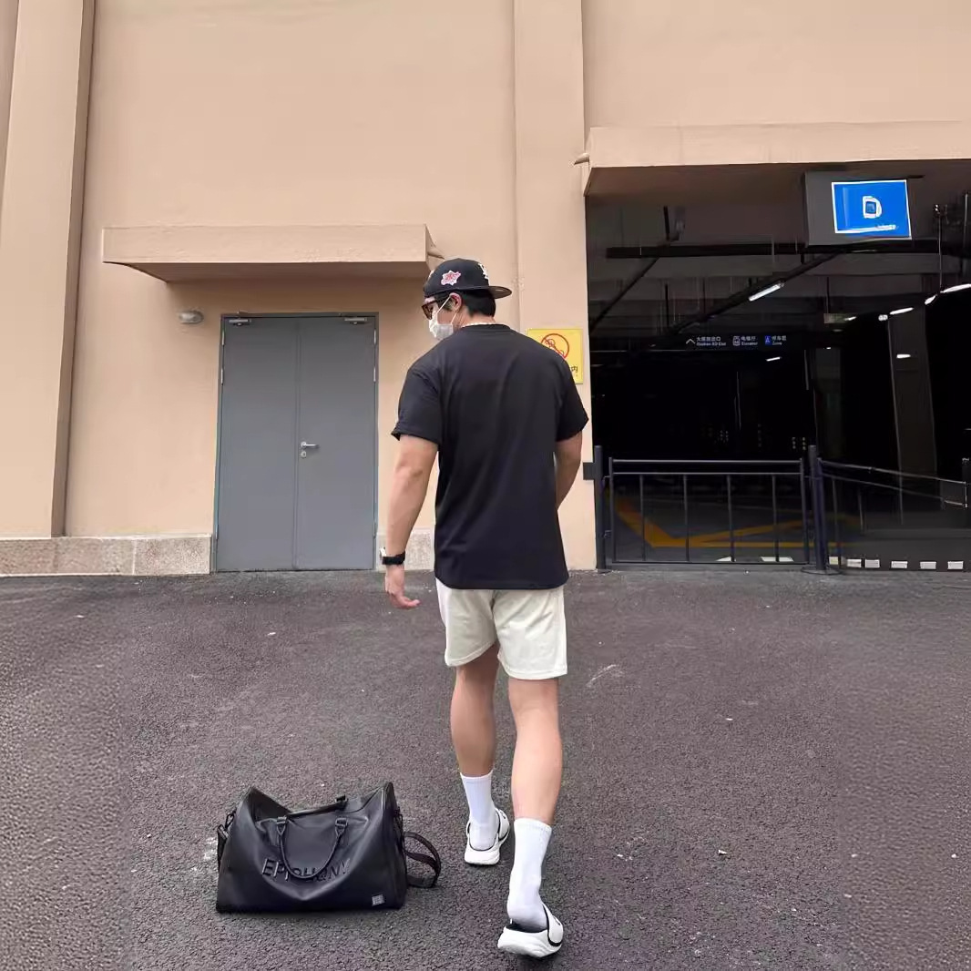 Pantalones cortos deportivos con bordado de letras de marca de moda de verano para hombres, casual americano, cintura elástica de algodón guapo, pantalones harem, marea fina