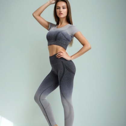 Cross-border European and American gradient seamless tie-dye yoga suit tight mesh sports vest knitted fitness clothing for women