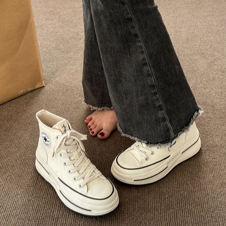 2024 Frühjahr und Herbst Saison Neue Leicht zu Tragen Casual Canvas Student Dicke Sohle Matsutake Single Erhöhung Atmungsaktiv_voghion.com