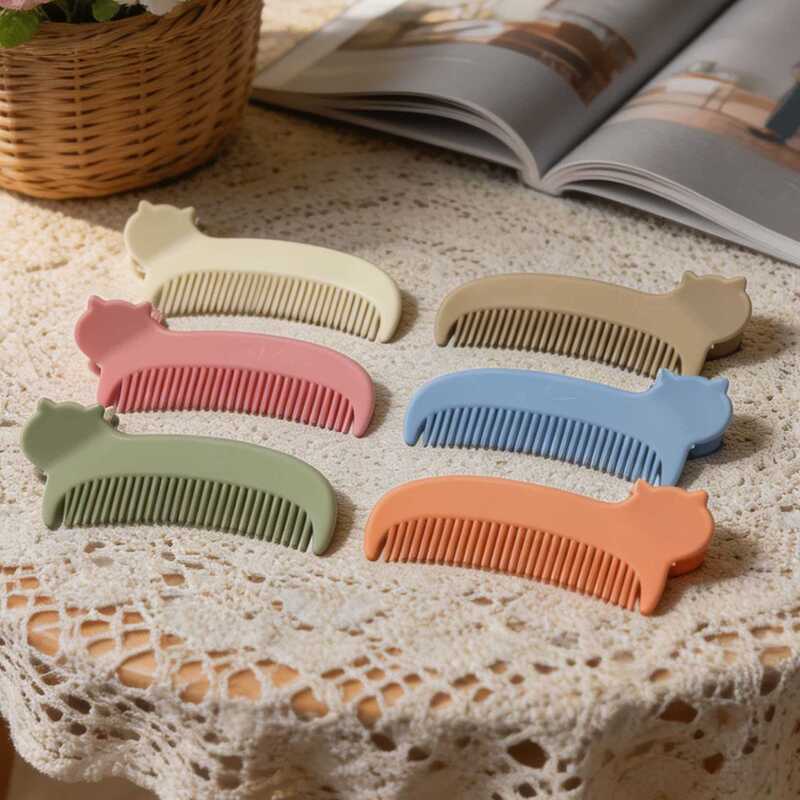 Cute cat-shaped hair comb, portable mini massage comb, girly hair accessory, available in multiple colors Cute cat-shaped hair comb, portable mini massage comb, girly hair accessory, available in multiple colors