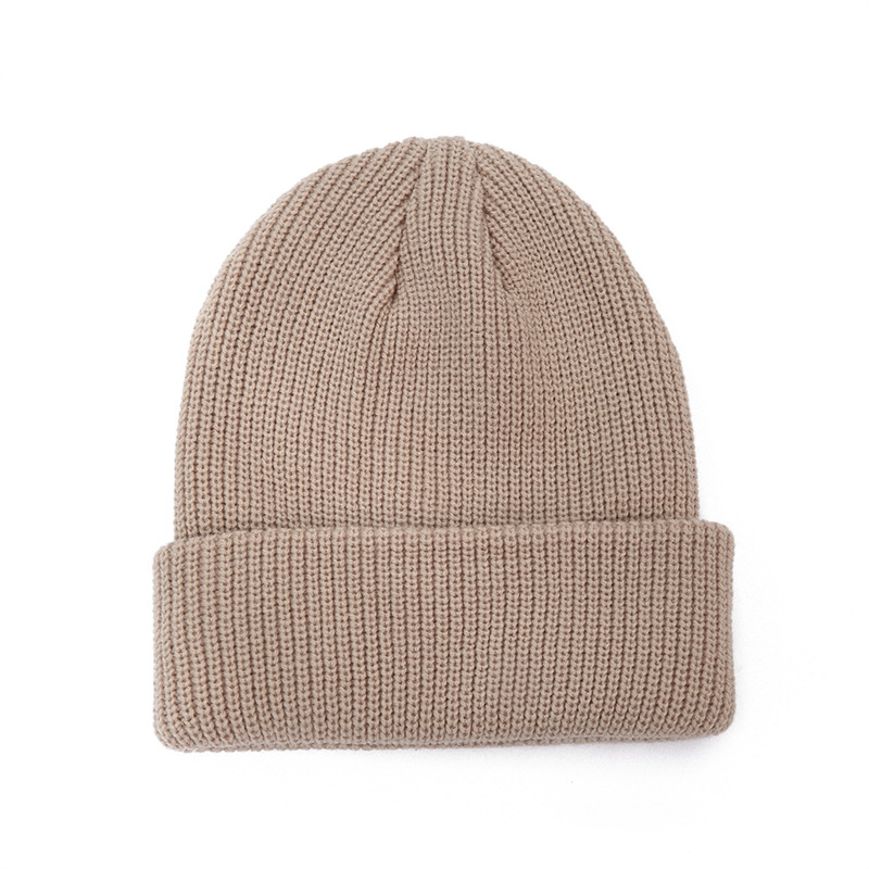 Diseño sombrero de punto sombrero de lana de otoño y invierno sombrero de protección de orejas caliente sombrero de cabeza con LOGO sombrero frío a prueba de viento para hombres y mujeres