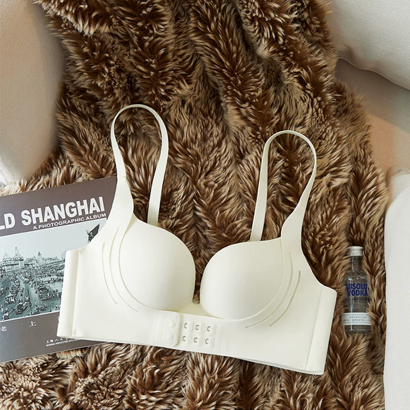 С underwear, push up bra, supporting wireless bra