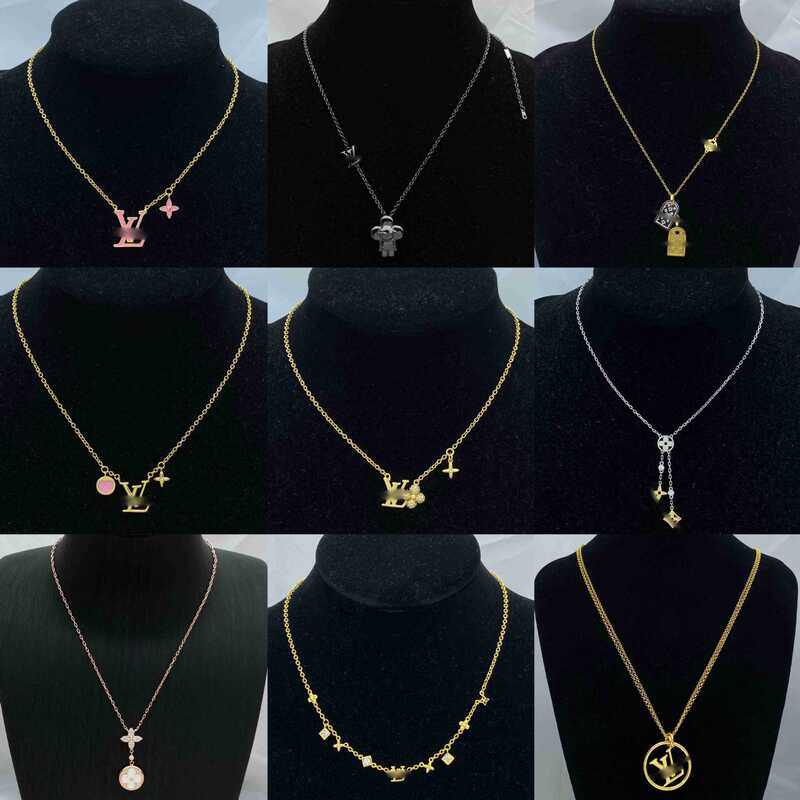 (Original Stamping) Yujia V Letter Necklace for Women, European and American Style, Light Luxury Clavicle Chain, High-End Exquisite Accessory (Original Stamping) Yujia V Letter Necklace for Women, European and American Style, Light Luxury Clavicle Chain, High-End Exquisite Accessory