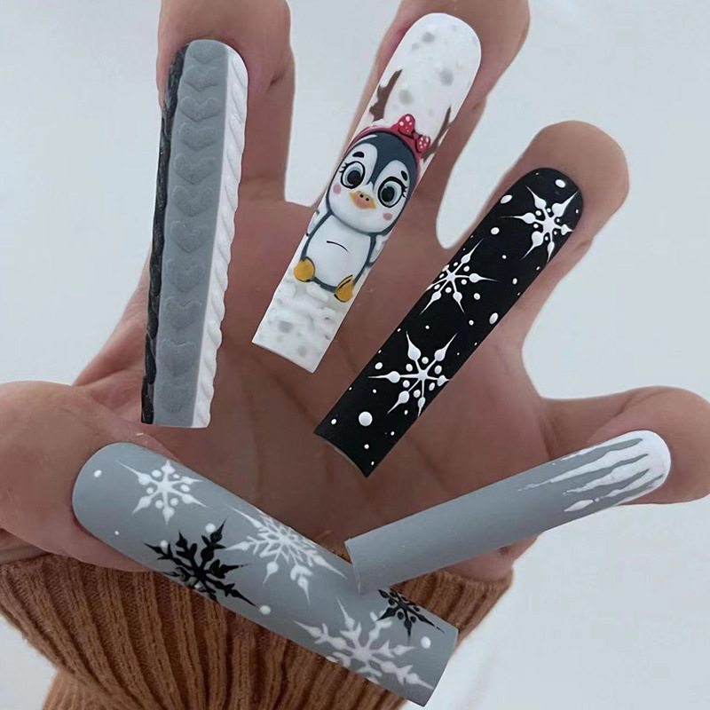 24 pieces black and white long water pipe nail piece embossed heart Christmas Penguin snowflake frosted texture nail beauty piece detachable 24 pieces black and white long water pipe nail piece embossed heart Christmas Penguin snowflake frosted texture nail beauty piece detachable