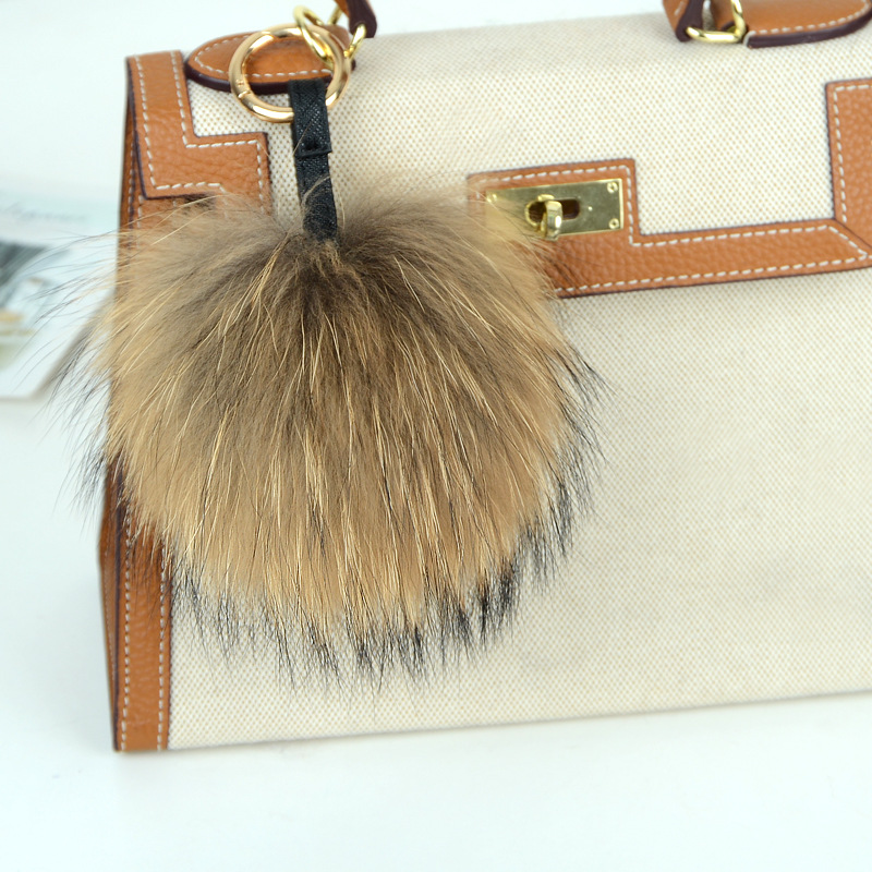 批发现货供应貉子毛球 15cm大毛球 服帽饰品箱包挂饰小礼品貉球