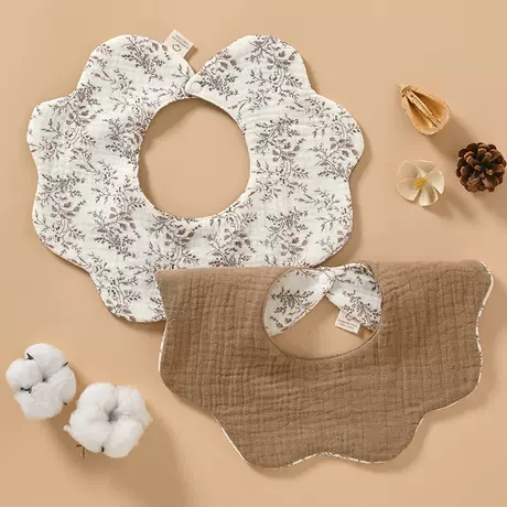 Double-sided + middle waterproof bib [hibiscus branch]