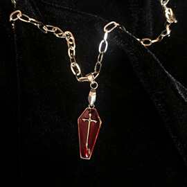 跨境 哥特式红色珐琅蝙蝠十字架棺材盒复古朋克酷棺材吊坠项链 厂