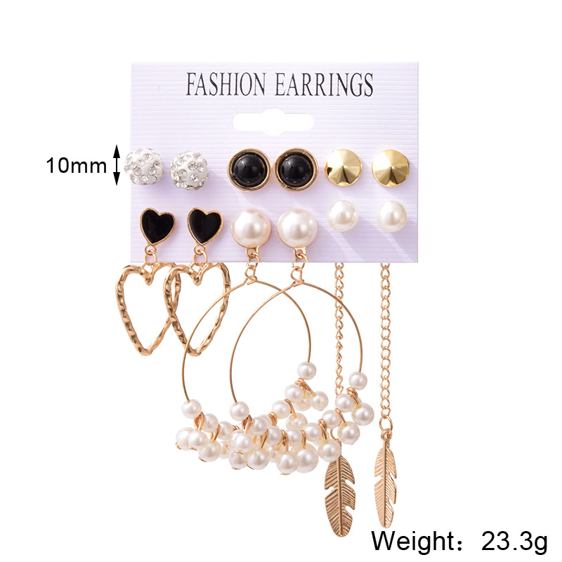 Fashion Round Heart Shape Alloy Plating Inlay Rhinestones Pearl Womenu0027S Earrings 1 Set