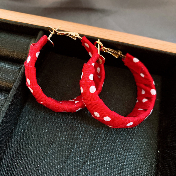 Red geometric fashionable retro earrings