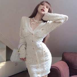 秋冬风闪闪惹人爱亮片针织裙女连衣裙设计气质修身毛衣长袖短裙子