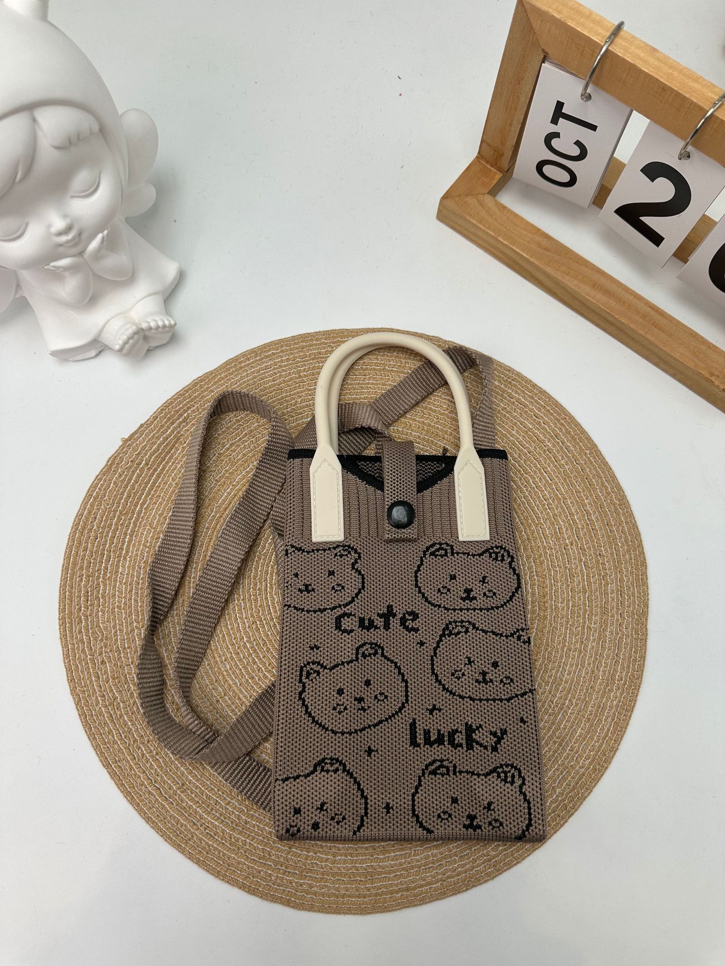 Cartoon Graphic Knit Compact Phone Crossbody Bag 62