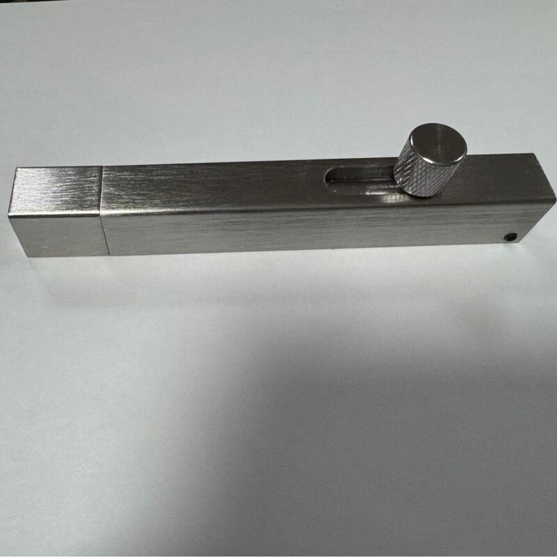 アルミ合金の明装ピンは穴を開けないでドアを掛けます。防犯神器木門寝室トイレのドアロックメーカーの卸売りです。|undefined
