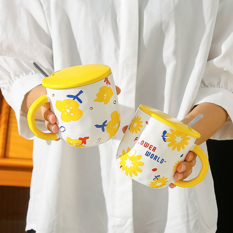 Yellow Creative Danish Flower Pattern Mug with Lid Spoon Girls Ins Style Flower Tea Cup Ceramic Cup
