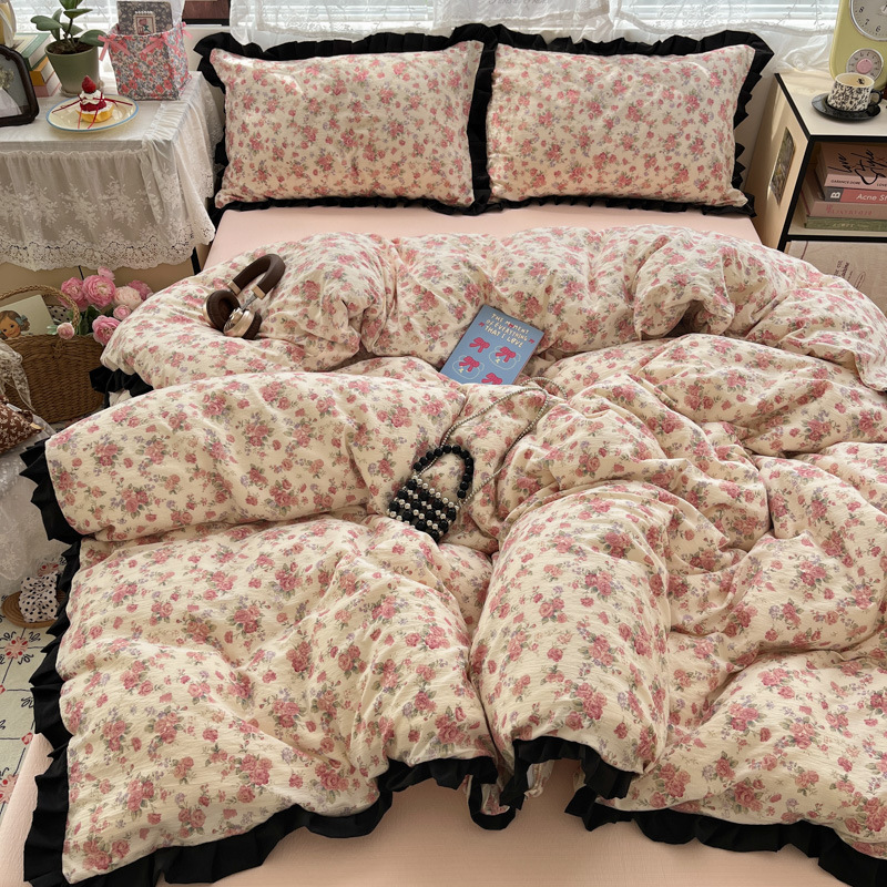 Doble hilo impresión de encaje de cuatro piezas en la cama de cuatro piezas sábanas de cama de tres piezas al por mayor