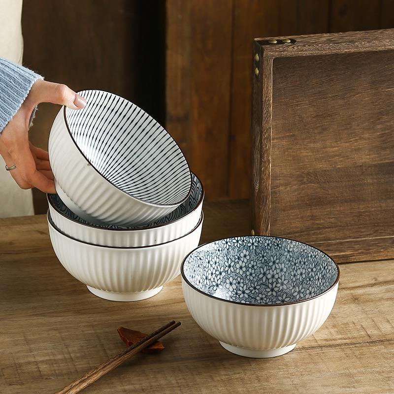 Cuenco de cerámica estilo japonés de 6 pulgadas, con rayas verticales y color bajo esmalte, para ramen, sopa dulce o uso doméstico.