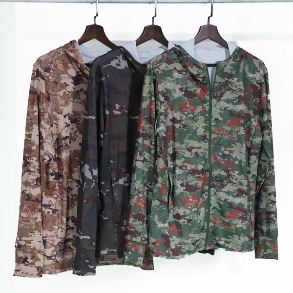 Outdoor Sports Elastic Fitness Long-Sleeved Spring and Summer Quick-Drying Camouflage T-Shirt for Men and Women Camping Mountaineering Fishing Sun Protection Top