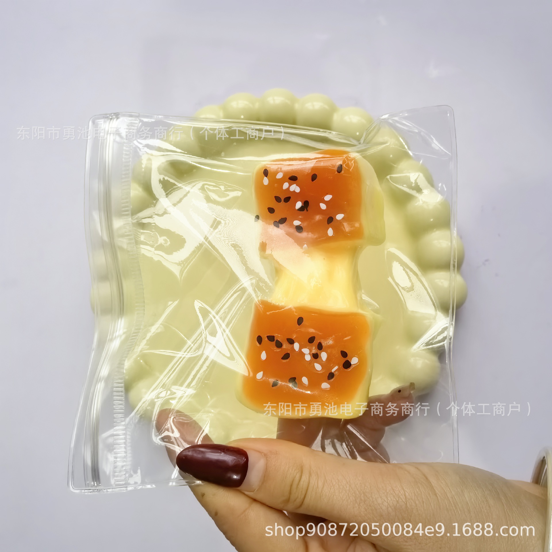 Xiaohongshu mismo estilo simulación juego de comida, pastel de arroz cepillado, artefacto de descompresión, barro súper suave, juguete de descompresión al por mayor image 4
