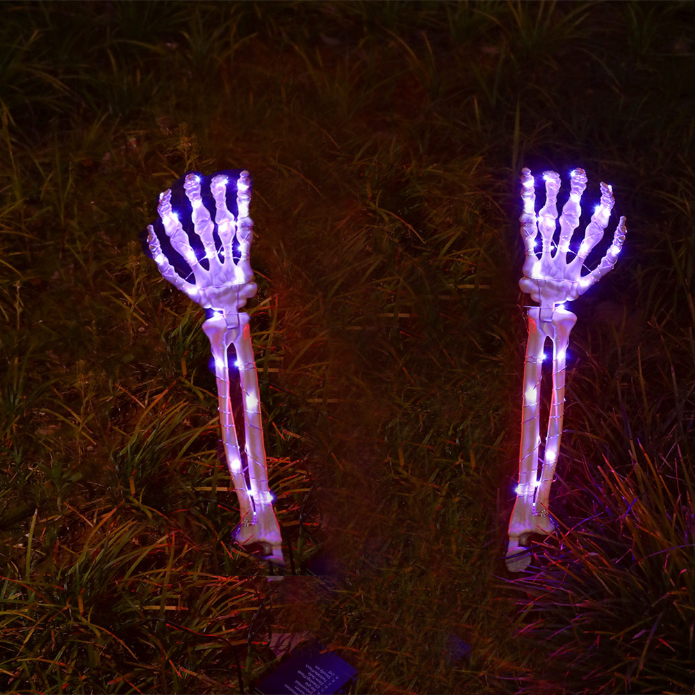 Inserción de Halloween de mano luminosa esqueleto conjunto de accesorios de decoración de patio LED de mano luminosa inserción