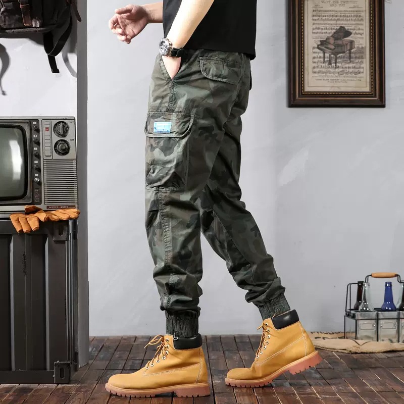 Herrenbekleidung Camouflage-Hose mit Bündchen und mehreren Taschen, Retro-Washed-Hose_voghion.com