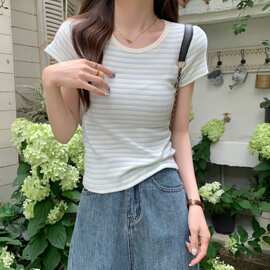 夏季韩版修身圆领蓝色条纹正肩短袖百搭纯棉T恤女上衣图片色波浪