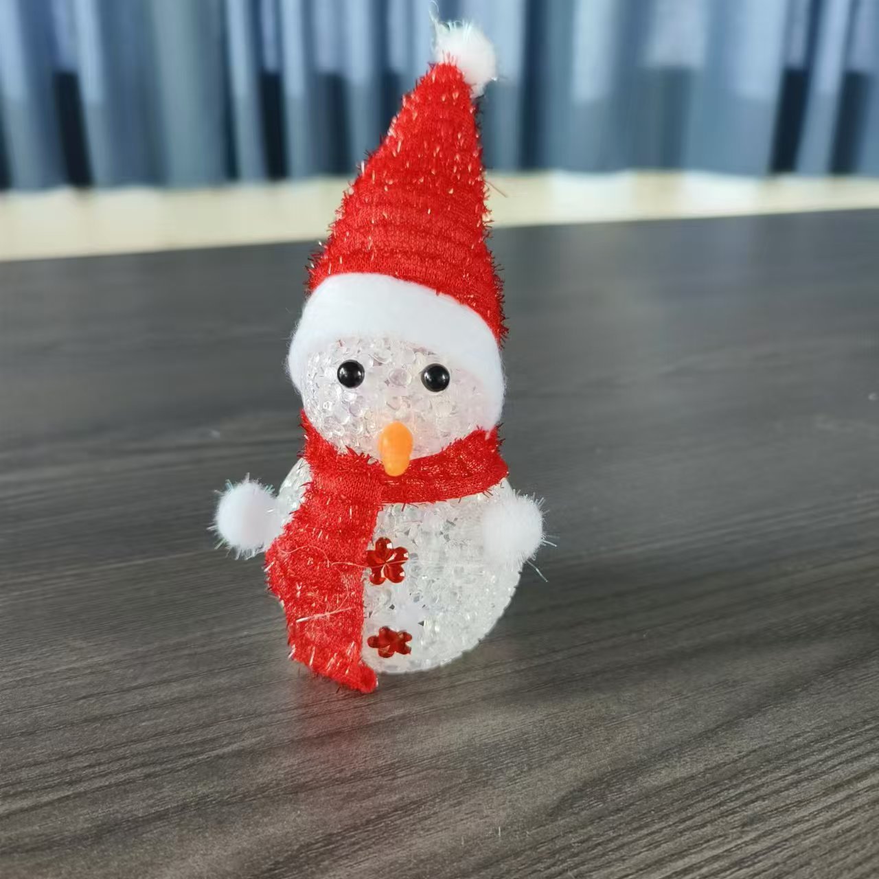 Transfronterizo luminoso muñeco de nieve decoración de Navidad   Muñeca de nieve de plástico de cristal luminoso y colorido