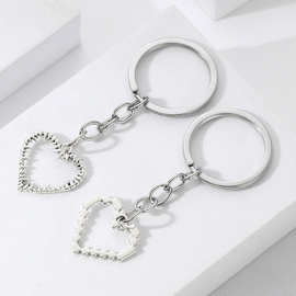 朋克摇滚暗黑小众金属爱心钥匙挂件马赛克桃心情侣钥匙扣背包挂饰